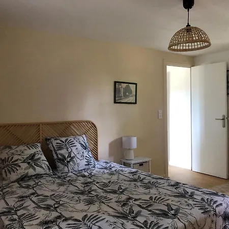 Maison Charmante Avec Piscine Dans Un Ecrin De Verdure, Proche Uzes Prázdninový dům *